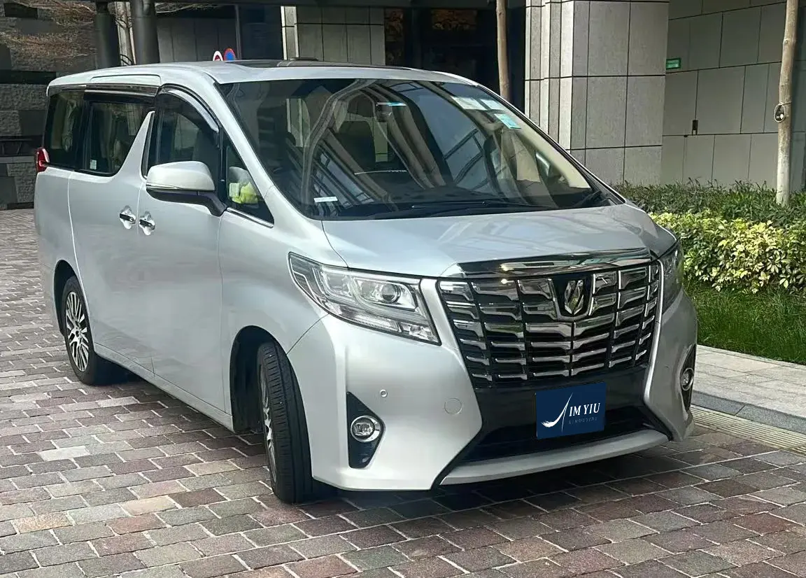 銀色 Alphard